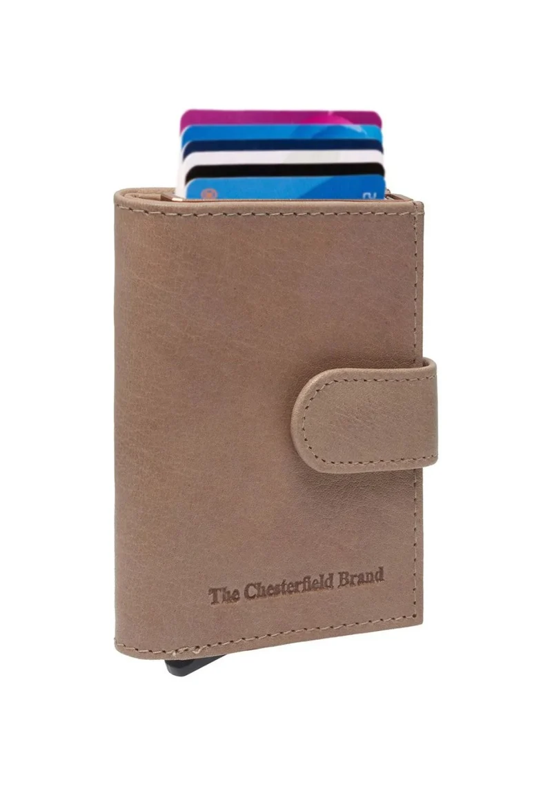 The Chesterfield Brand Hannover credit card holder