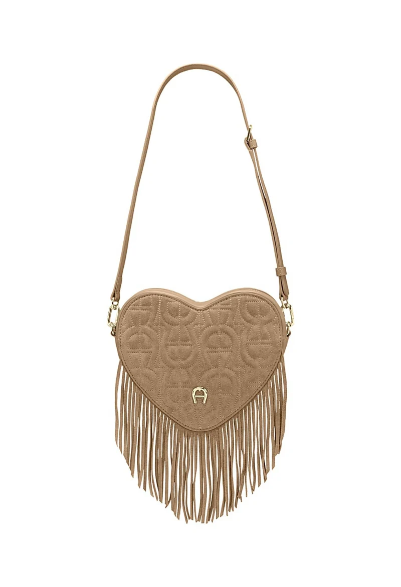 Aigner Heart Pouch Frangia Reißverschlusstasche