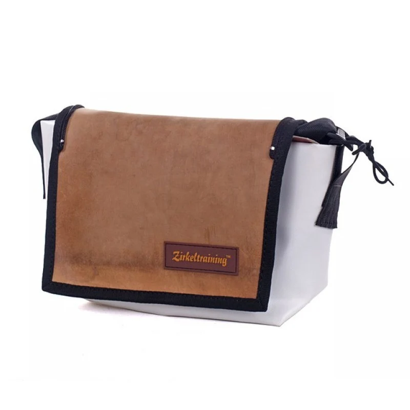 Zirkeltraining Kopfstand shoulder bag