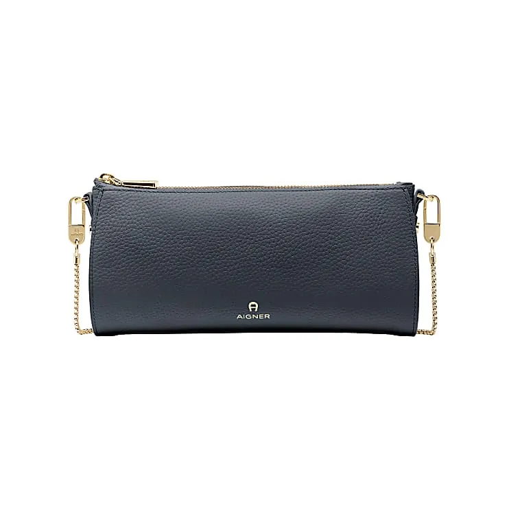 Aigner leather Zip pocket