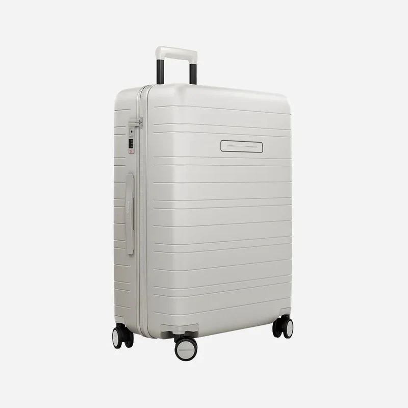 Horizn Studios H7 Essential Matte Hard-shell suitcase