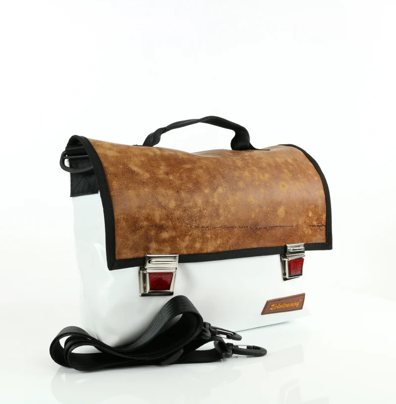 Zirkeltraining Coach A crossbody bag