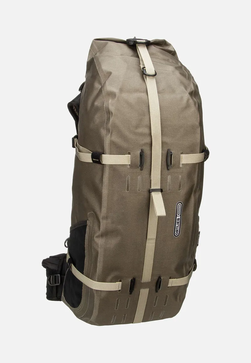Atrack 35L Dark Sand - Reiserucksack