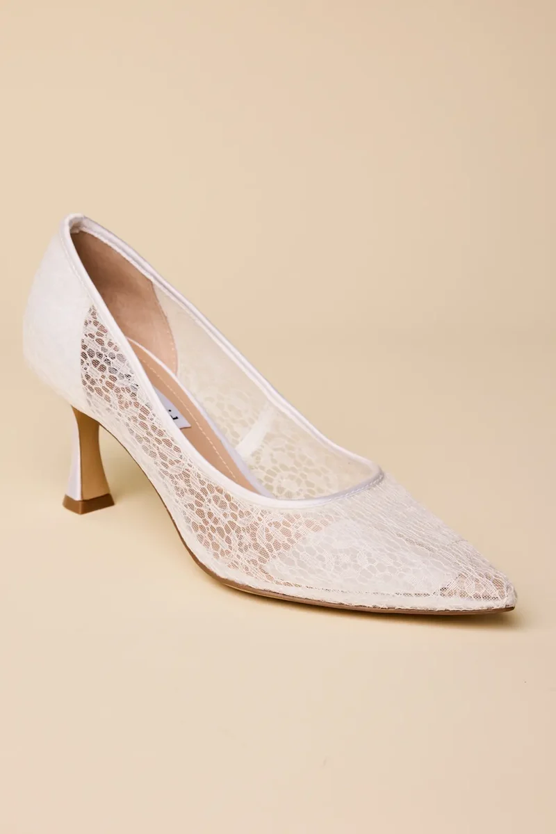 Lace Pointed Toe Stiletto Pumps